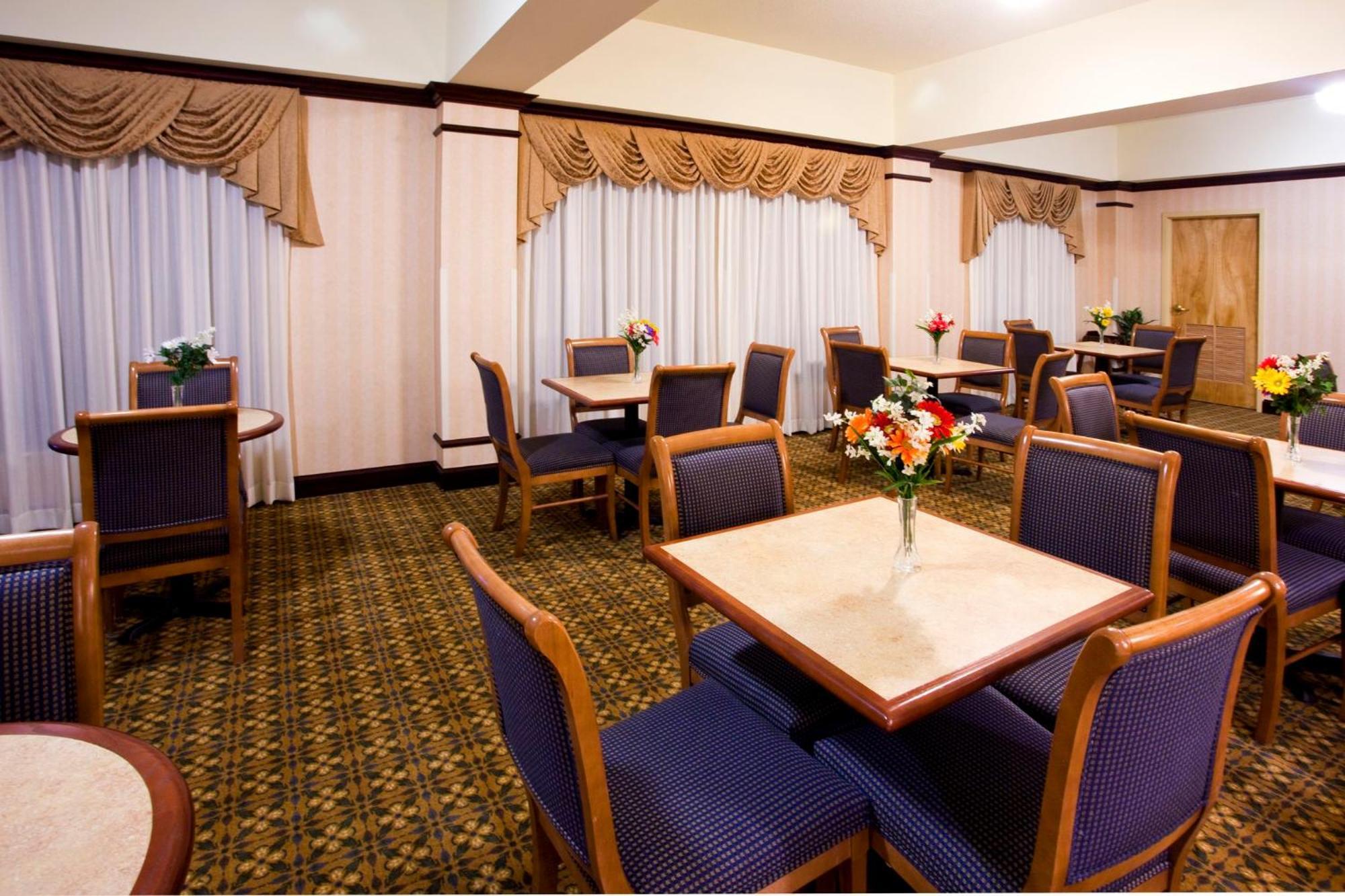 Holiday Inn Express Syracuse Airport By Ihg North Syracuse Eksteriør bilde